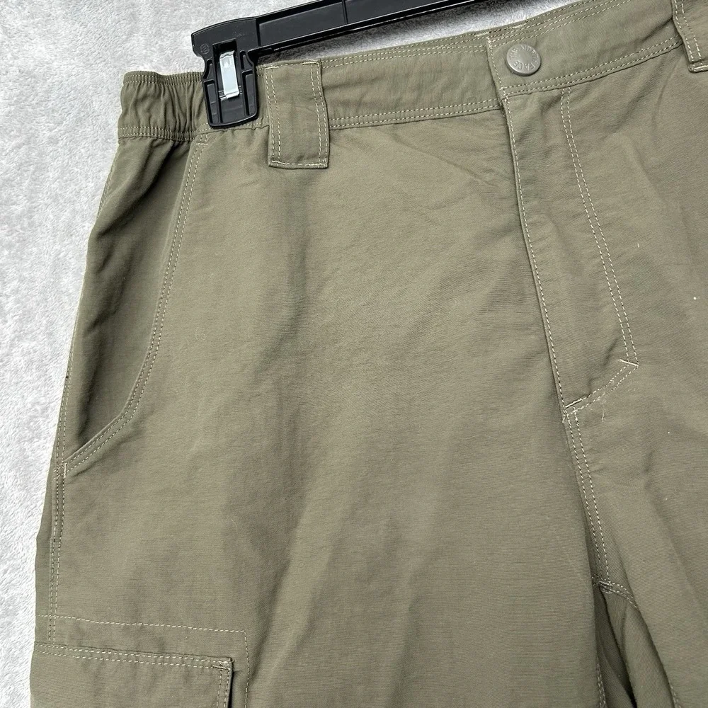 The North Face Mens Paramount Peak Nylon Cargo Shorts Mens Medium M Green Hiking